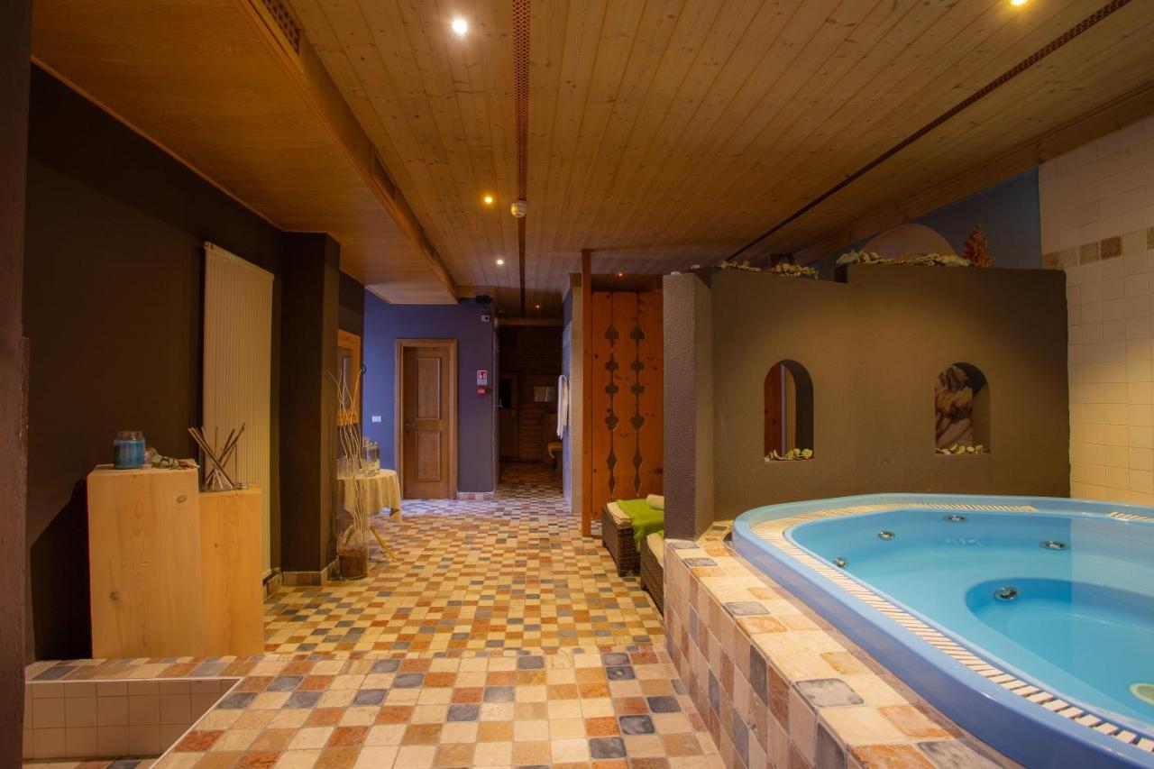 Hotel B&B Andreas Canazei Exterior foto